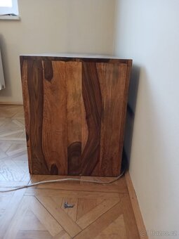 Komoda - 2