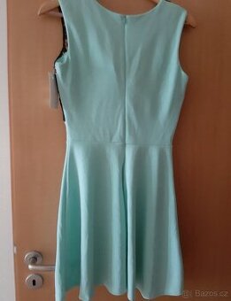 Nové šaty, vel. 36 - 2
