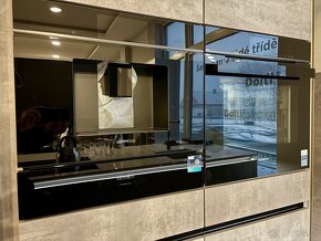 Nová parní trouba SIEMENS STUDIO HS958GDD1 s připojen vody - 2