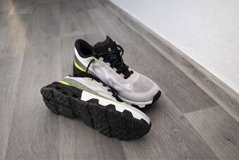 Boty On running Cloudmonster hyper vel. 41 pánské - 2