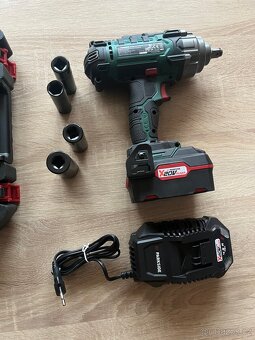 Rázový utahovák parkside - 2