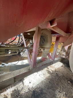 Secí stroj pneusej accord - 2