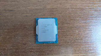 Intel Core I9-12900K (16C/24T) - 2