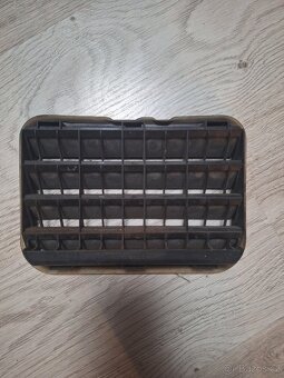 Větrací mřížka VW Škoda - 2