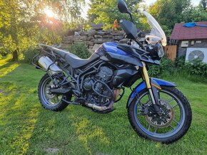 Triumph Tiger 800 - 2