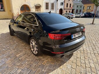 Audi A4 S-Line - 2