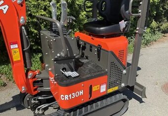 Pásový Bagr CRONA CR13 - 2