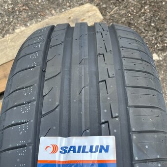 Uplně nové letní pneu 225/55 R17 101V XL Sailun - 2