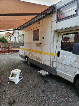 PRODÁM OBYTNÉ AUTO FIAT DUCATO 2,5TD/-r.v.92 - 2
