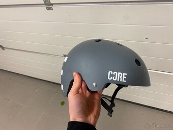 Core přilba - 2
