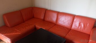 Kožená sedačka a stůl - 2