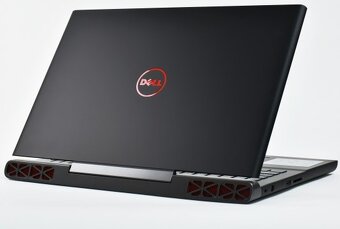 Dell Inspiron 15-7000 Gaming - 2