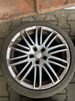 Volkswagen/Audi alu kola 5x112 r18 8j - 2