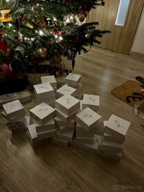 Sluchátka Apple AirPods PRO 2022 a AirPods 2021 >1/1 - 2