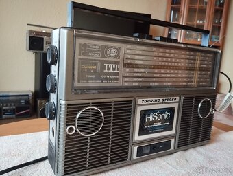 Radiomagnetofon ITT - 2
