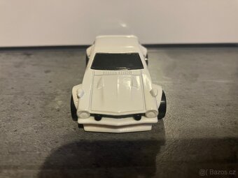 Hot Wheels custom Ford Maverick white - 2