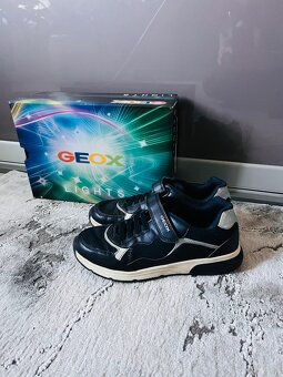 Geox sneakers svítící dívčí vel.37 - 2