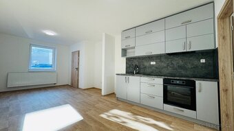 Pronájem nového bytu 1+kk ulice Kollárova - 2