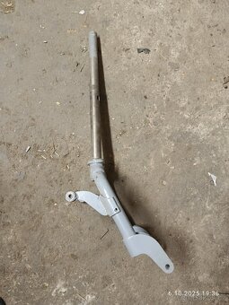 Přední vidlice ČZ prase - 2