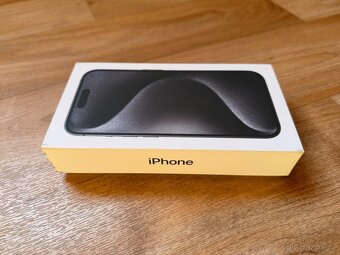 Apple iPhone 15 Pro 256 GB - 2