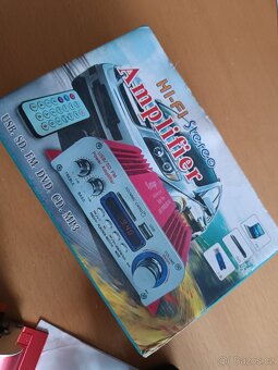 Zesilovač + FM radio + přehrávač SD/MMC 12V/220V - 2