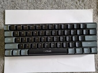 Herní klávesnice Trust GXT 867 - 2