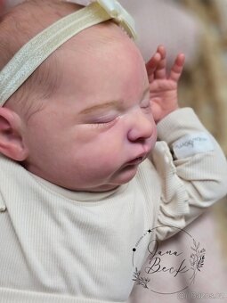 Reborn panenka - kit Laura - 2