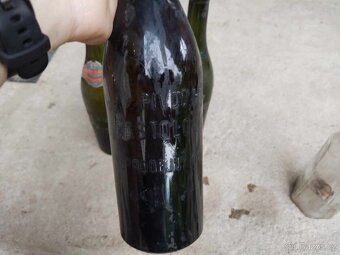 Staré pivní lahve - 2