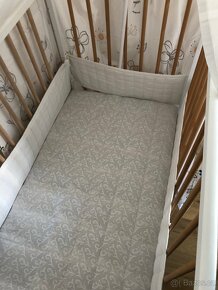 Dětská postýlka a příslušenství - 2