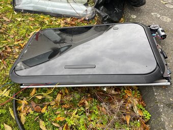 DAF XF 106 - strešní okno - 2