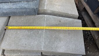 CS beton - CS BLOK plotová stříška štípaná 40 cm - 2