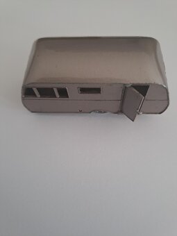 Model karavanu MATCHBOX 23C - 2