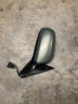 Zrcátko octavia 1 - 2