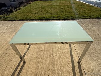 Jidelni stul rozkladaci - 2