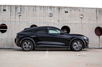 Ford Mustang Mach-E / ODPOČET - 2