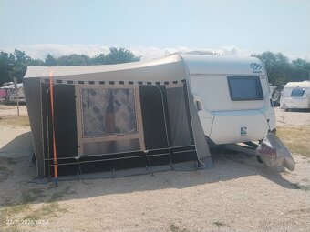 Karavan knaus sport s klimatizací a moverem - 2