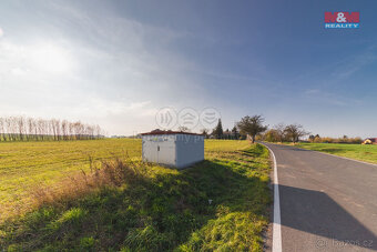 Prodej pole, 8761 m², Dobročovice - 2
