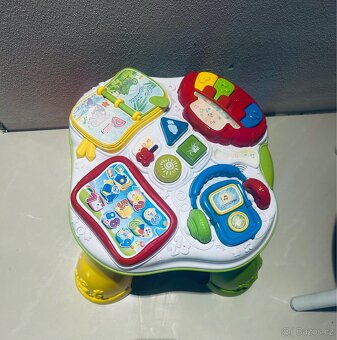 Hrací stoleček Fisher Price - 2