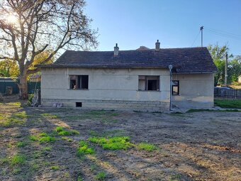 Dům Hořovice-Podluhy, pozemek 1.235 m2 - 2