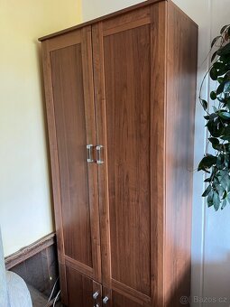Daruji obývací stěnu - 2