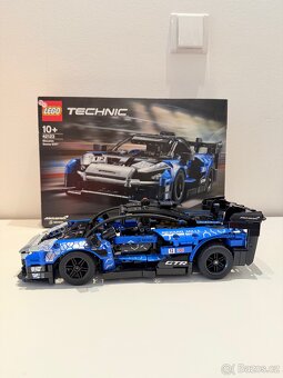Lego Technic 42123 McLaren senna - 2