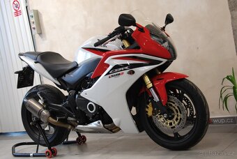 Honda CBR 600 F - velmi hezký stav - 2