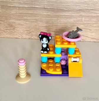 Lego Friends 41018 Hřiště pro kočky - 2