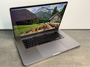 MacBook Pro 16'' 2019 / i7 / 16GB / 512GB SSD / Space Gray - 2