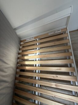 Matrace, rám postele IKEA 140x200 - 2