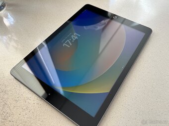 APPLE iPad 5 128 GB Wi-Fi (5.generace) - 2