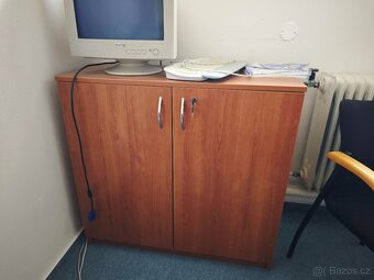 Kancelářský nábytek - 2