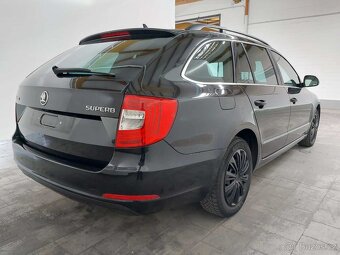 Škoda Superb FL 2.0 Tdi DSG 103 KW r. 3/2014 208tkm BIXENONY - 2