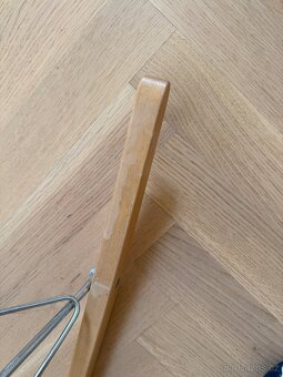 Nabízím k prodeji originální houpací křeslo Vitra Eames RAR - 2