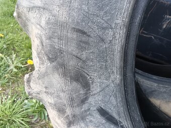 Pneu 16.9-34 na Zetor - 2